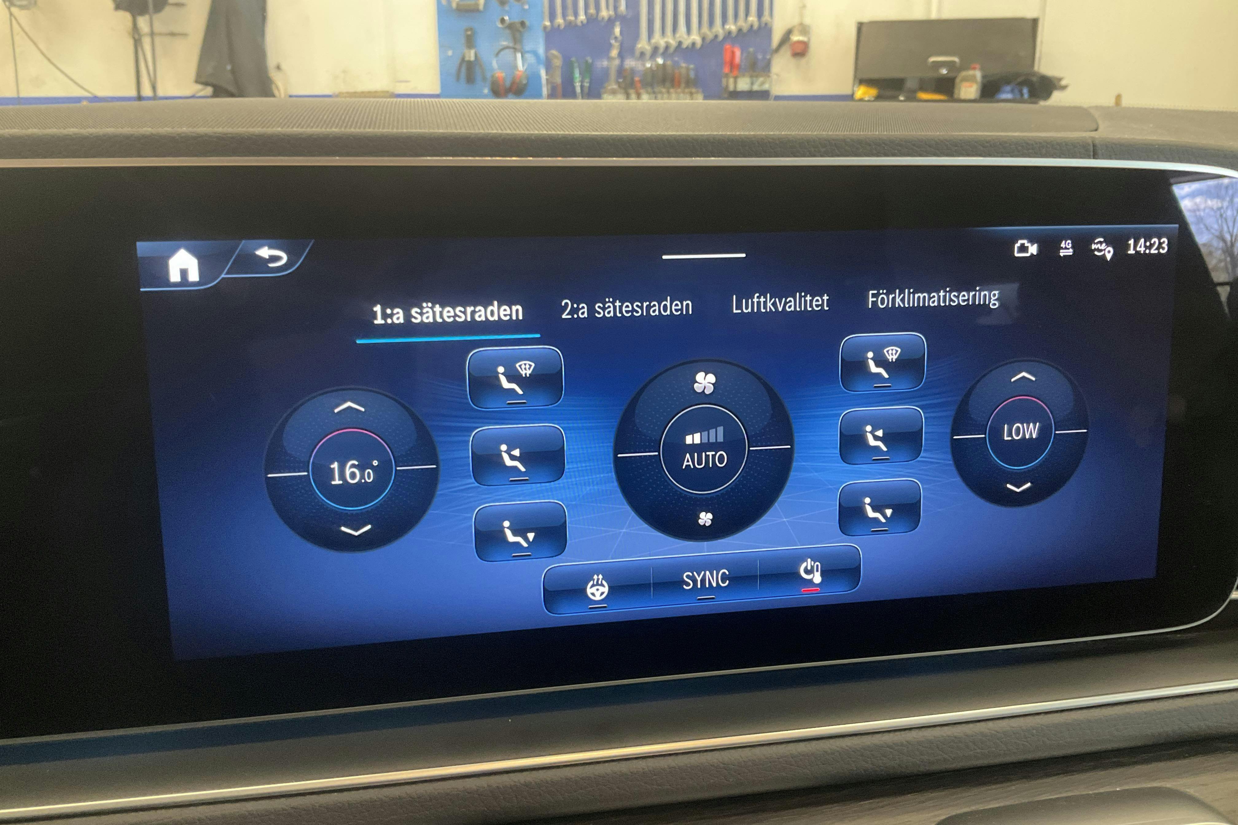 Vehicle Image 14