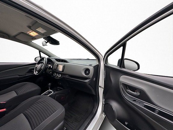 Vehicle Image 18