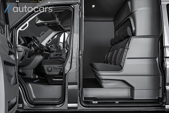 Vehicle Image 33