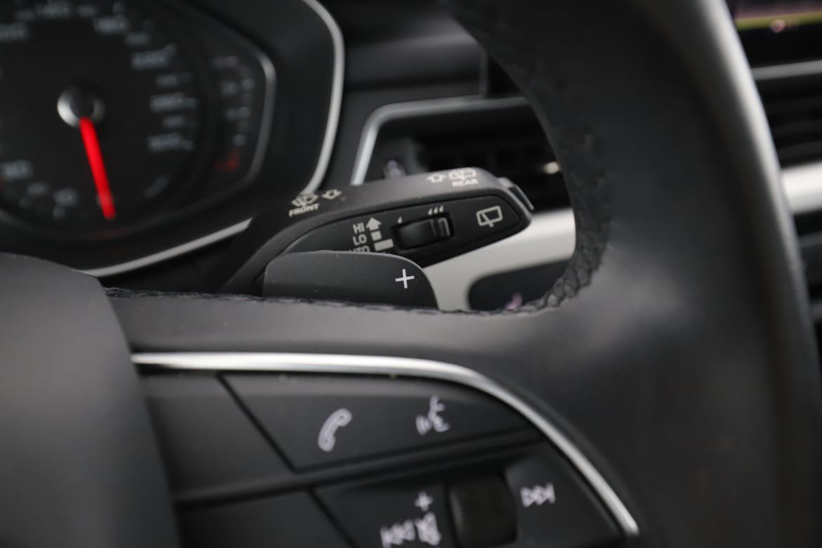 Vehicle Image 30