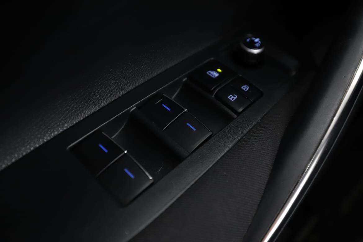 Vehicle Image 32