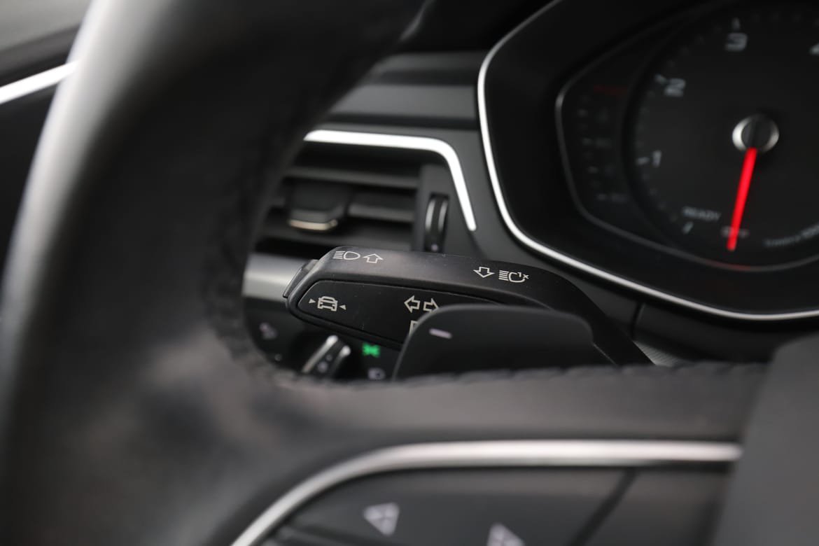 Vehicle Image 33
