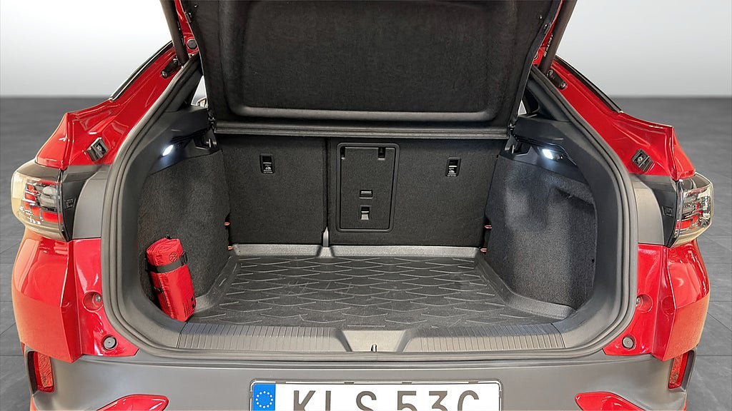 Vehicle Image 13