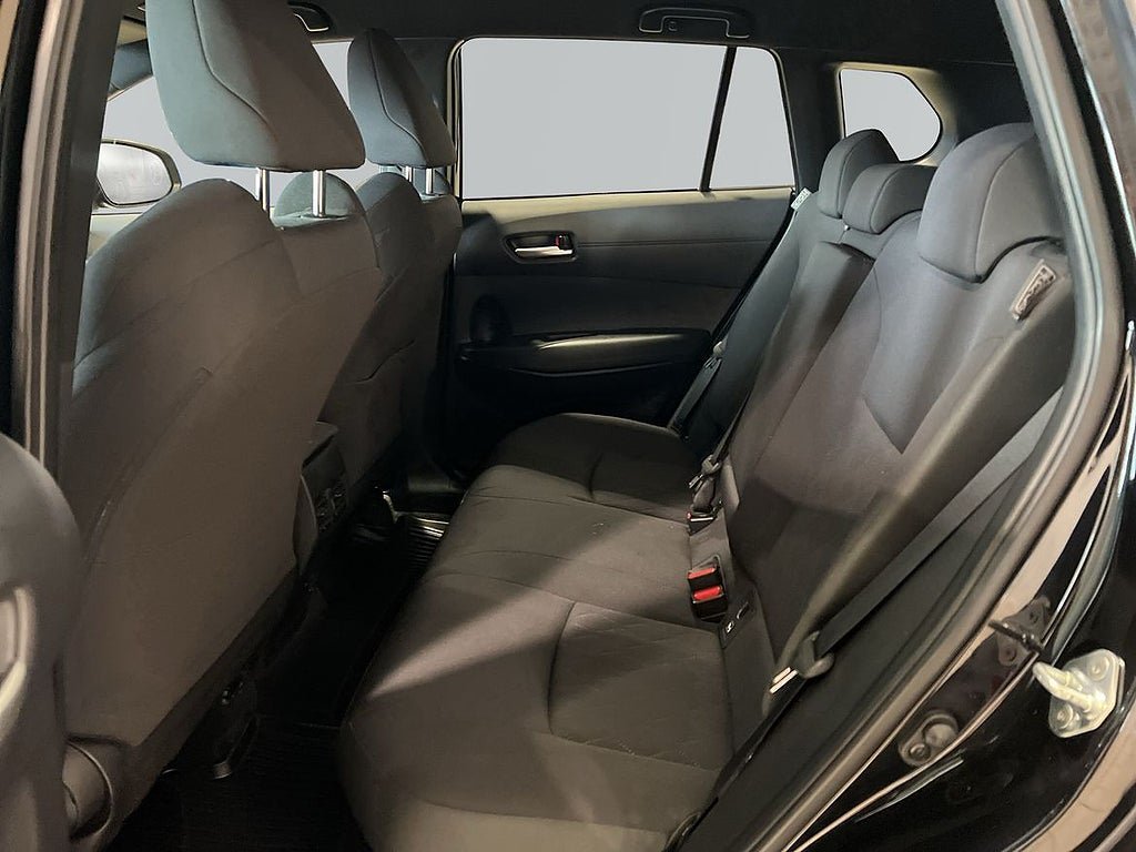 Vehicle Image 12