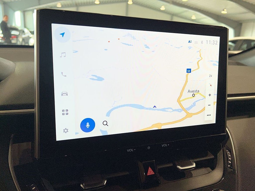 Vehicle Image 25
