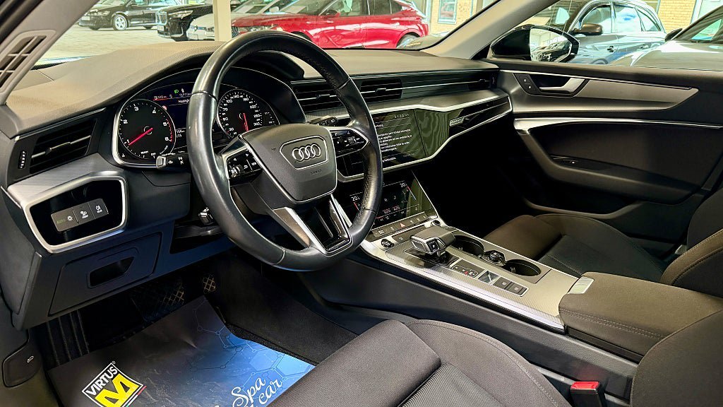 Vehicle Image 15