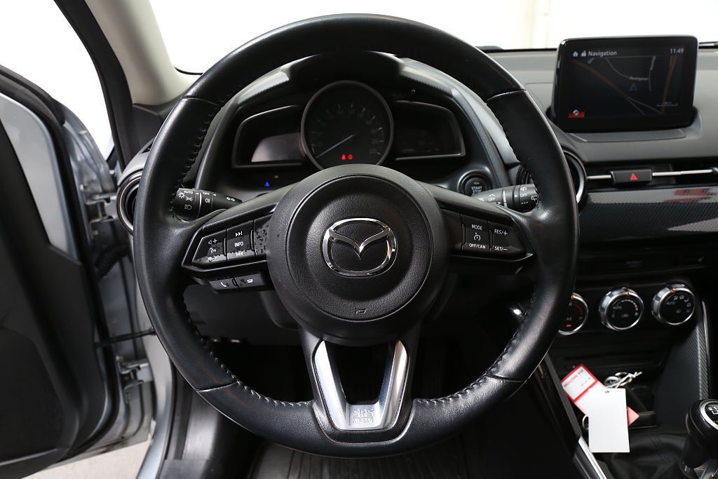 Vehicle Image 15