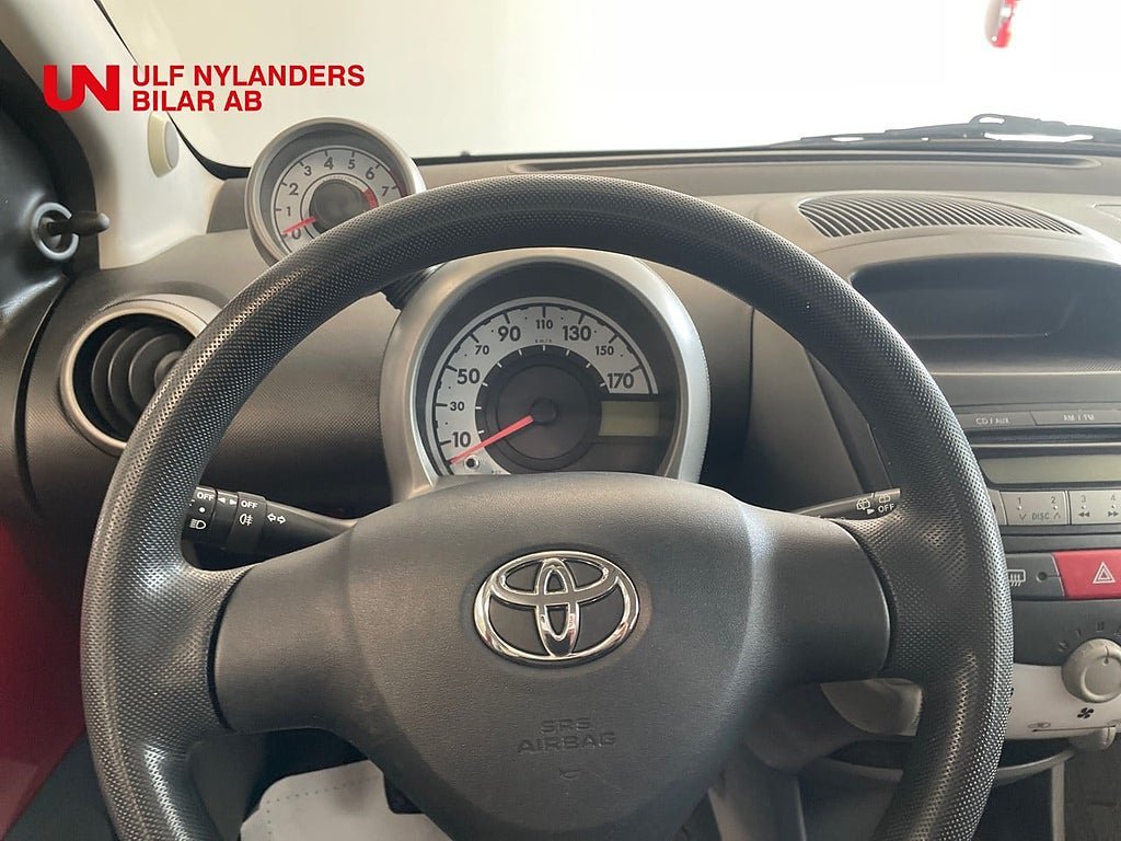 Vehicle Image 13