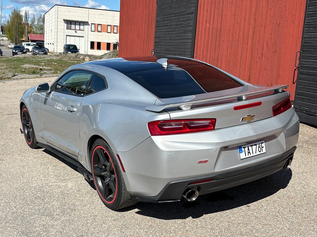 Vehicle Image 6