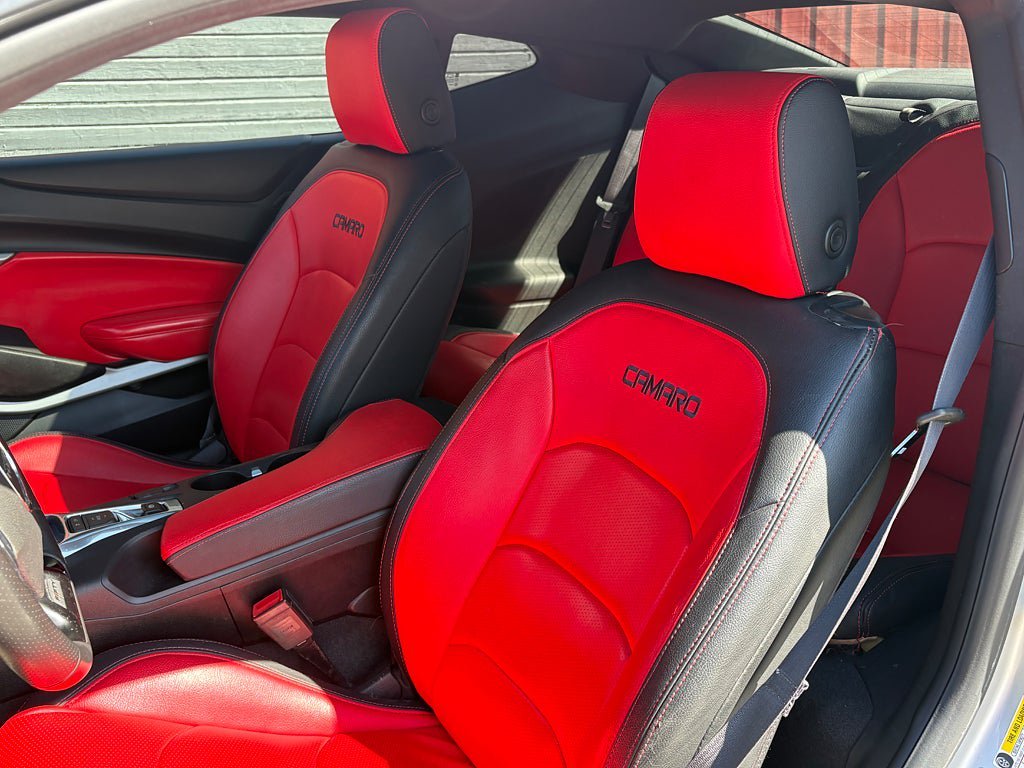 Vehicle Image 12