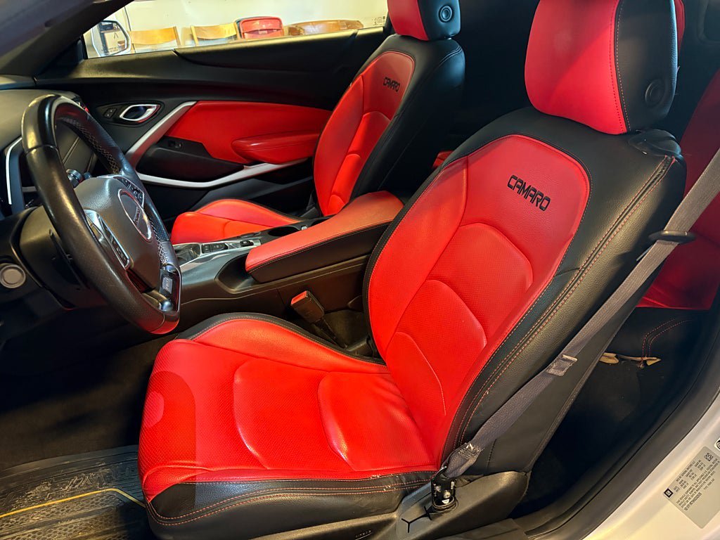 Vehicle Image 16
