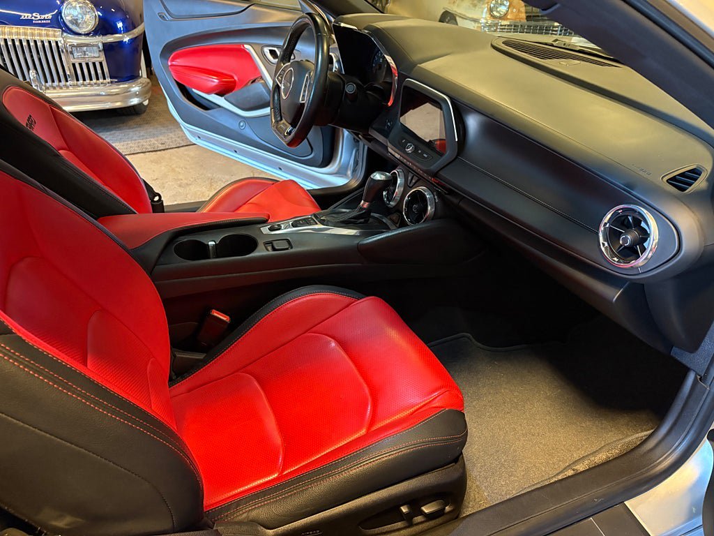 Vehicle Image 19