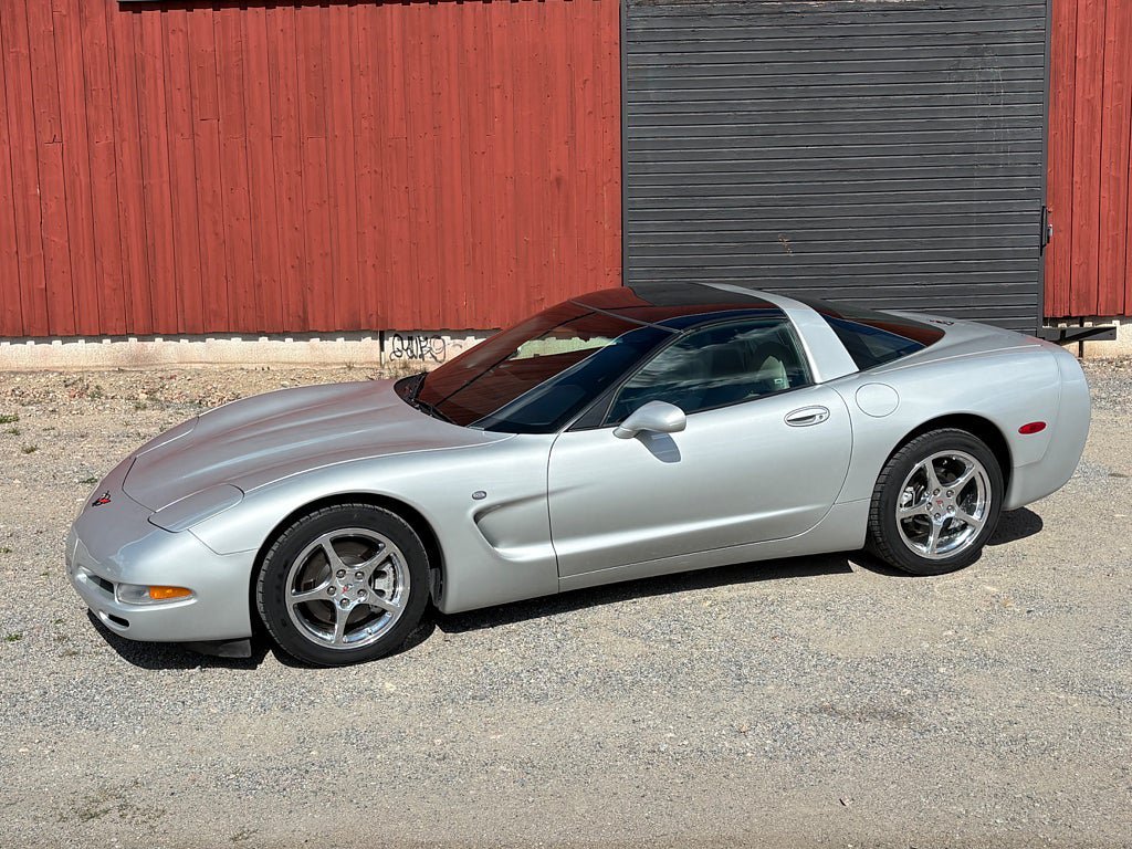 Vehicle Image 22