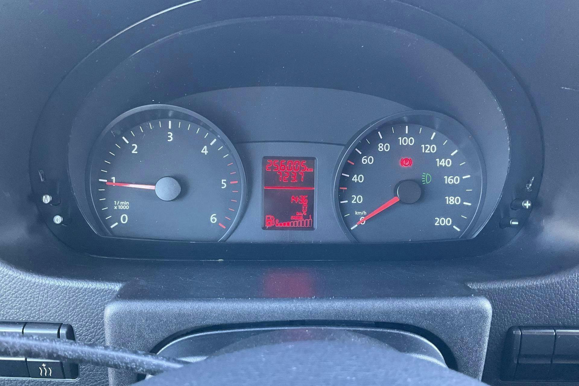 Vehicle Image 10