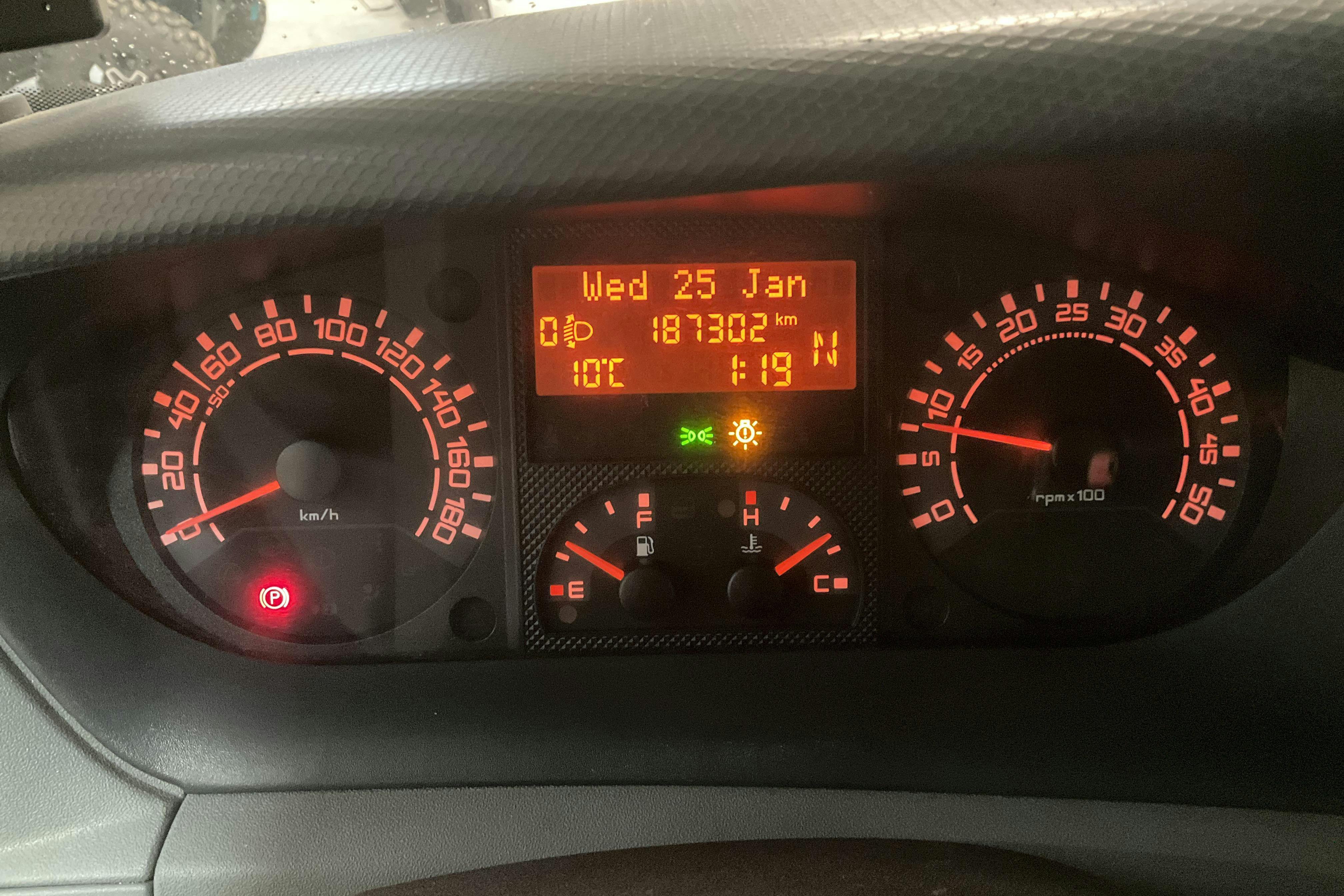 Vehicle Image 11