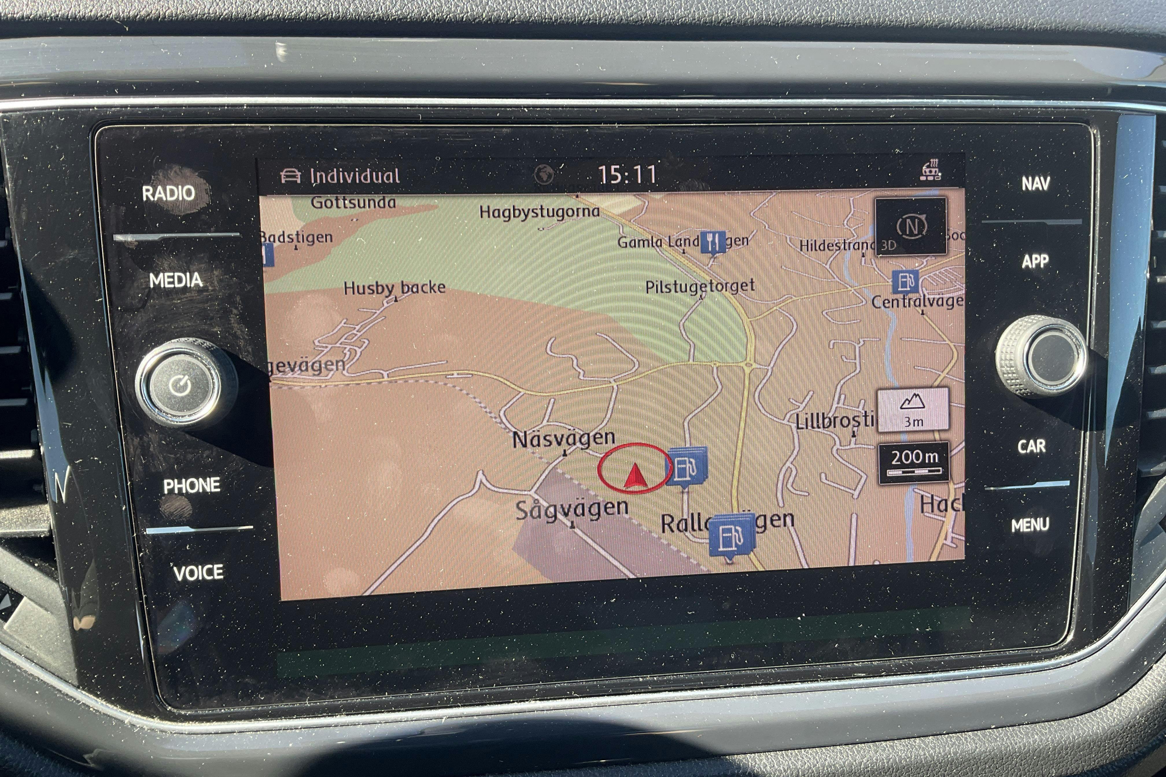 Vehicle Image 11