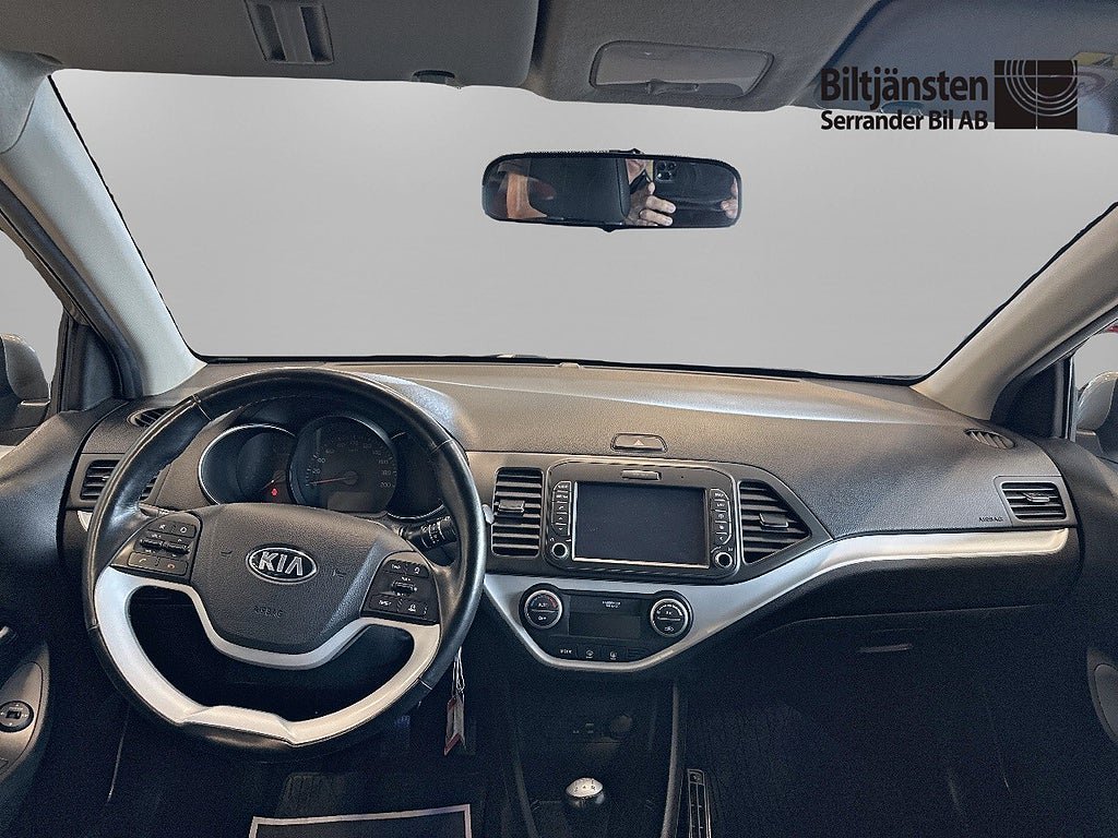 Vehicle Image 7