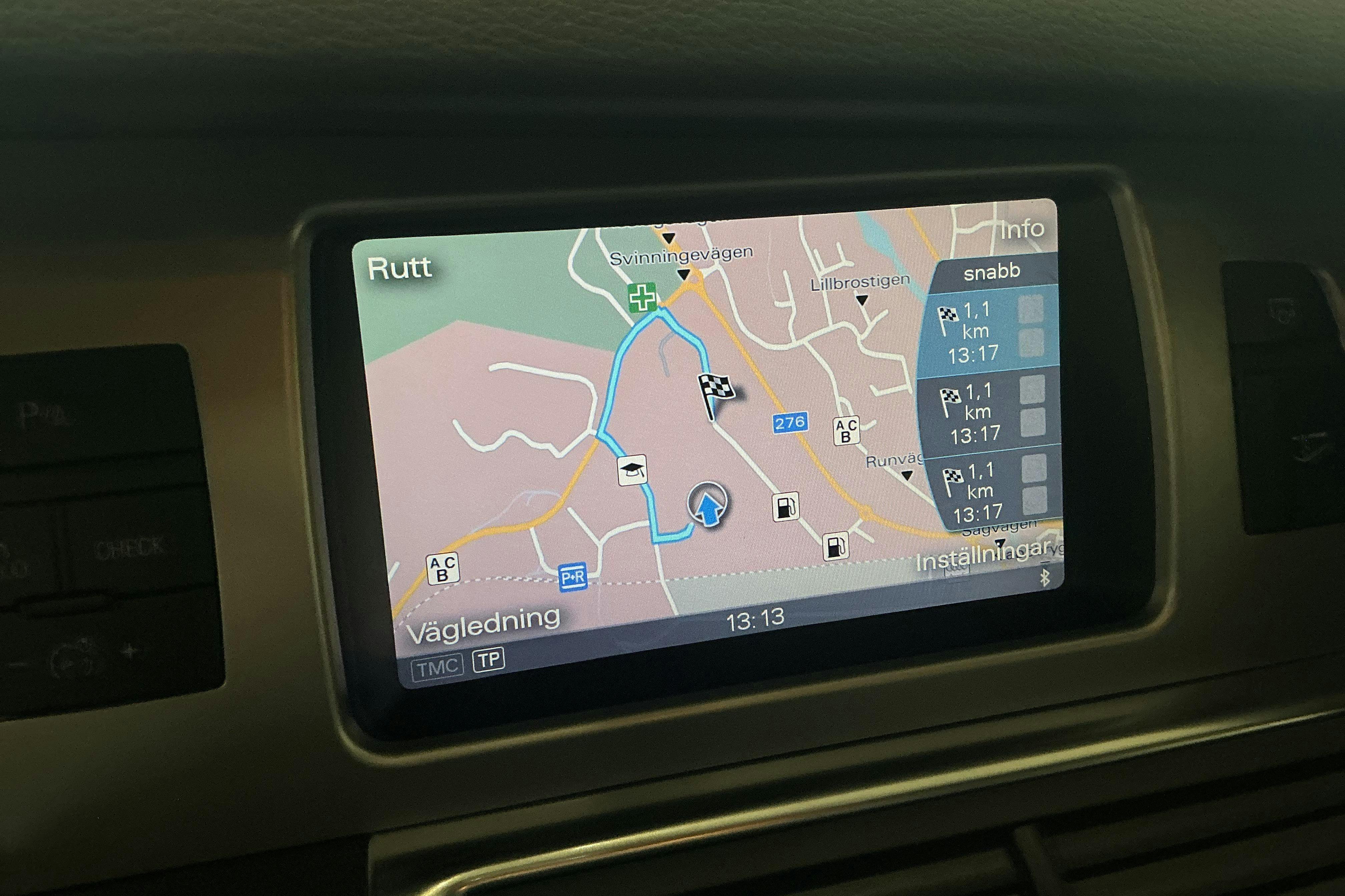 Vehicle Image 13