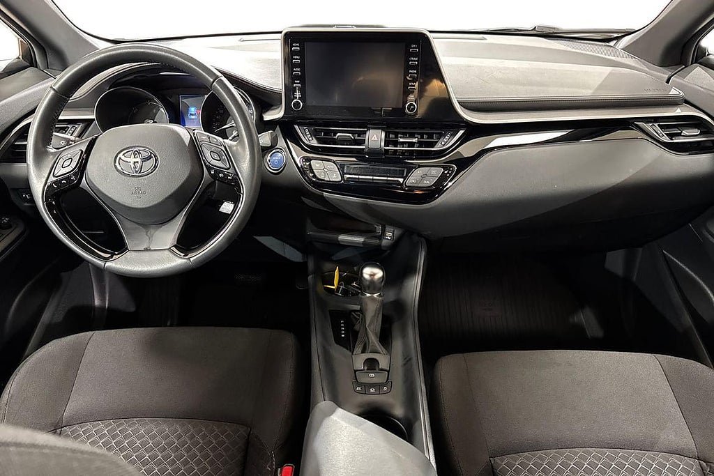 Vehicle Image 10