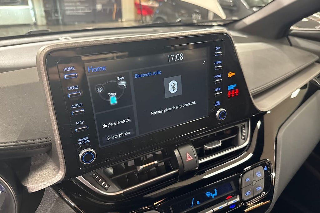 Vehicle Image 15