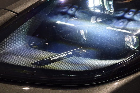 Vehicle Image 9