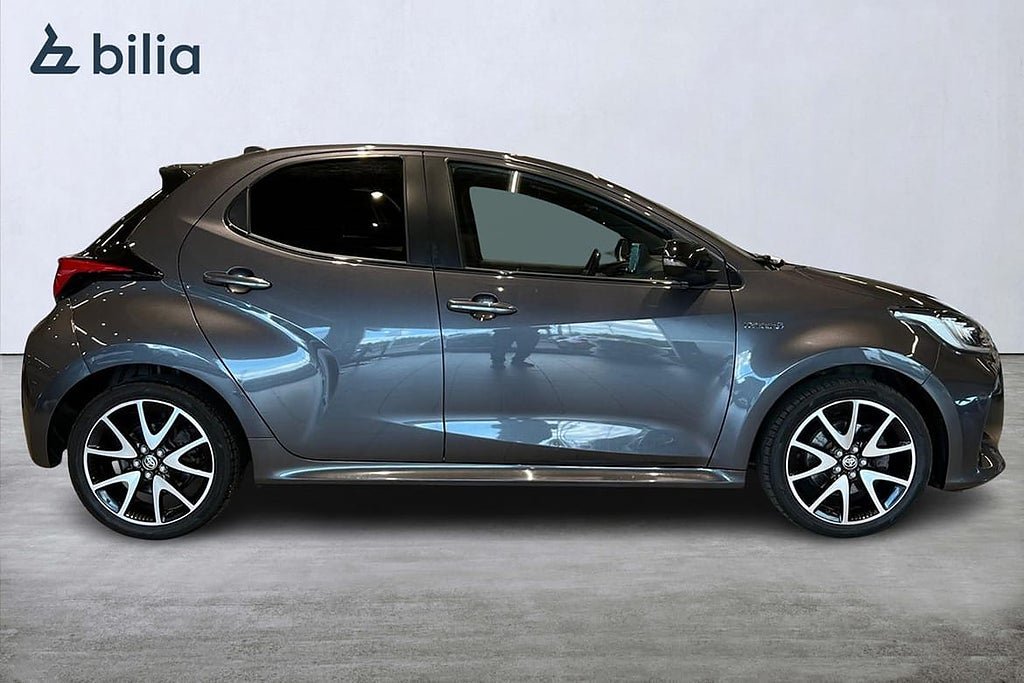 Vehicle Image 9