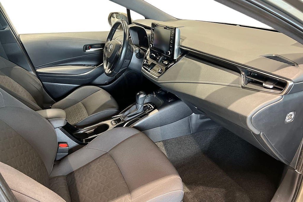 Vehicle Image 13