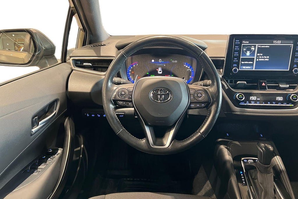 Vehicle Image 16