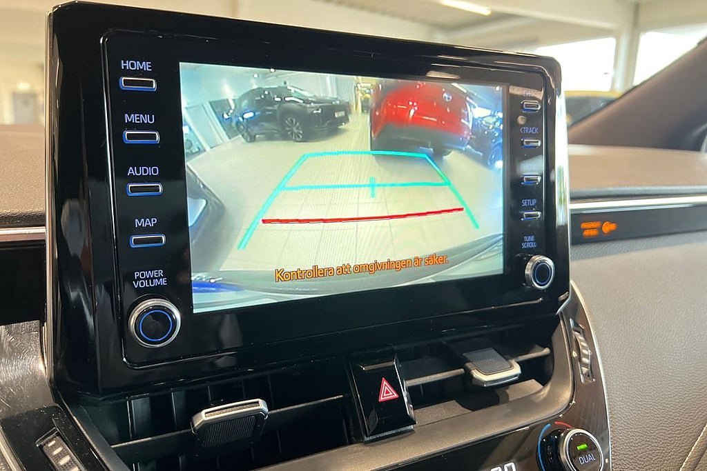 Vehicle Image 19