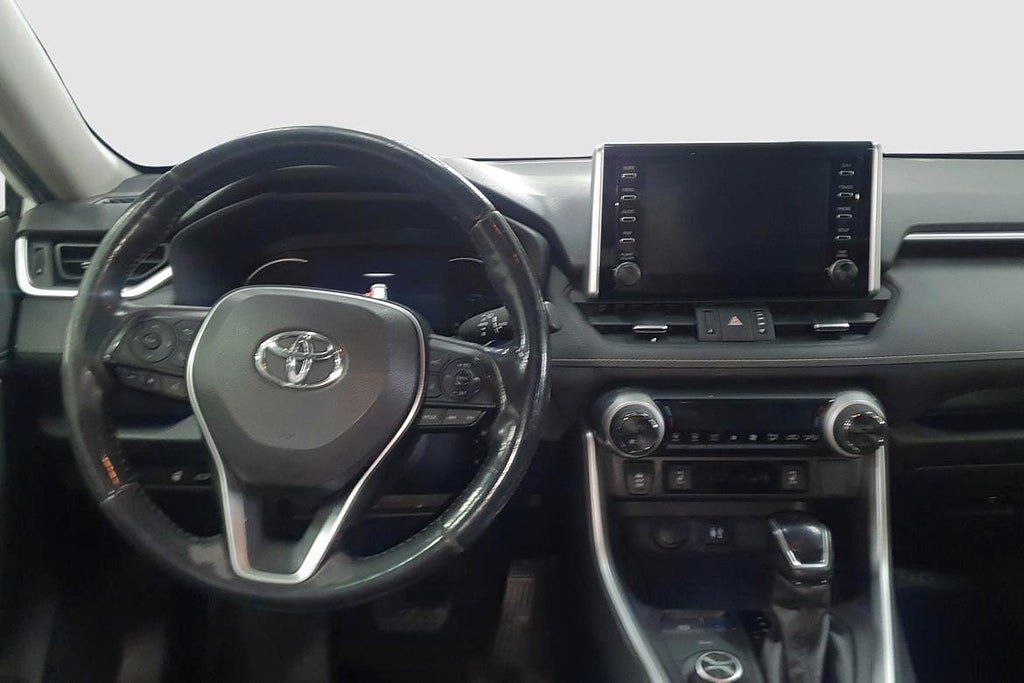 Vehicle Image 9