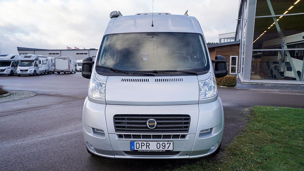 Vehicle Image 26