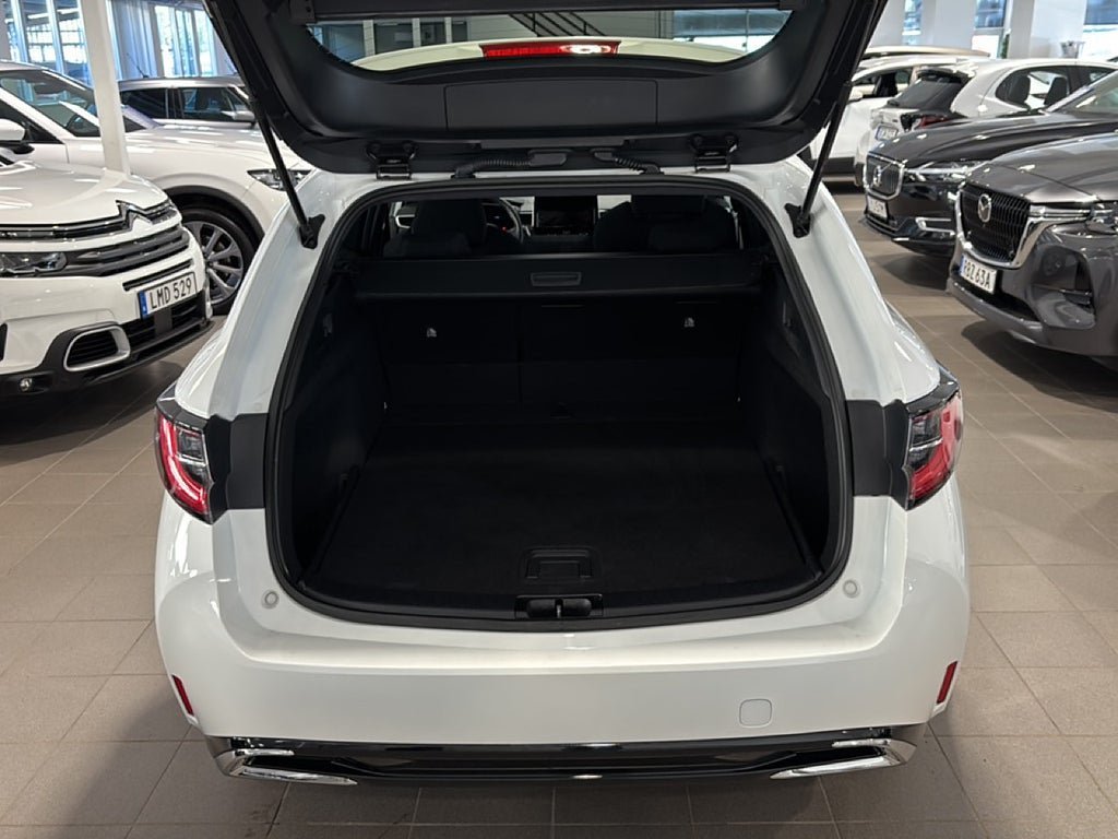 Vehicle Image 13