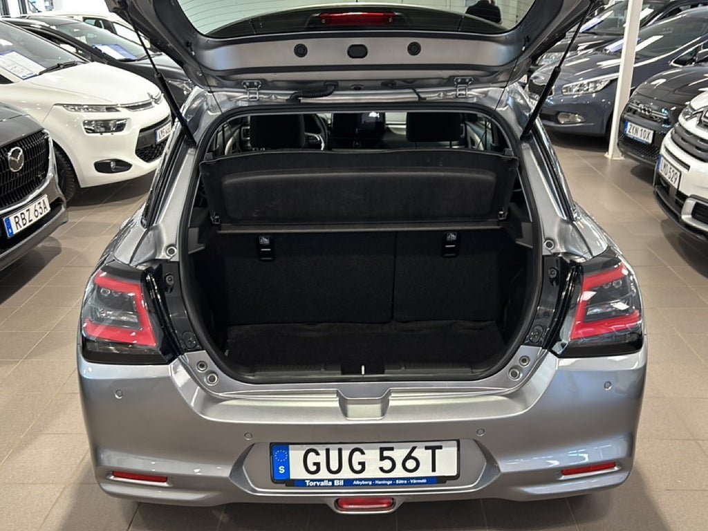 Vehicle Image 19