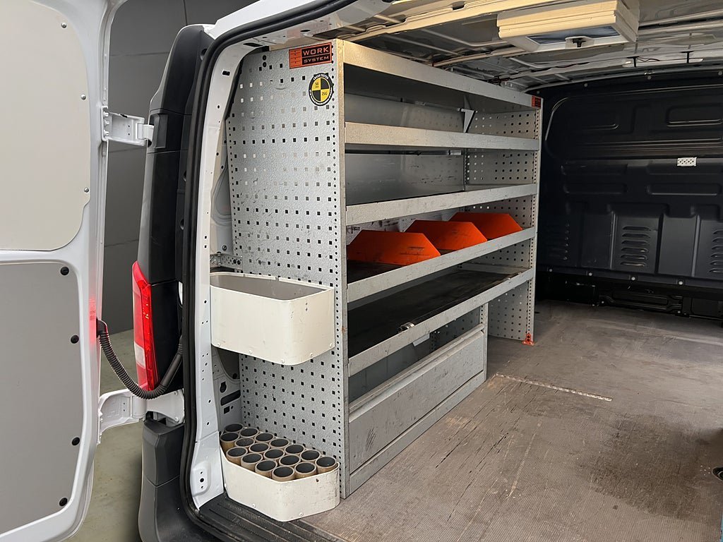 Vehicle Image 15