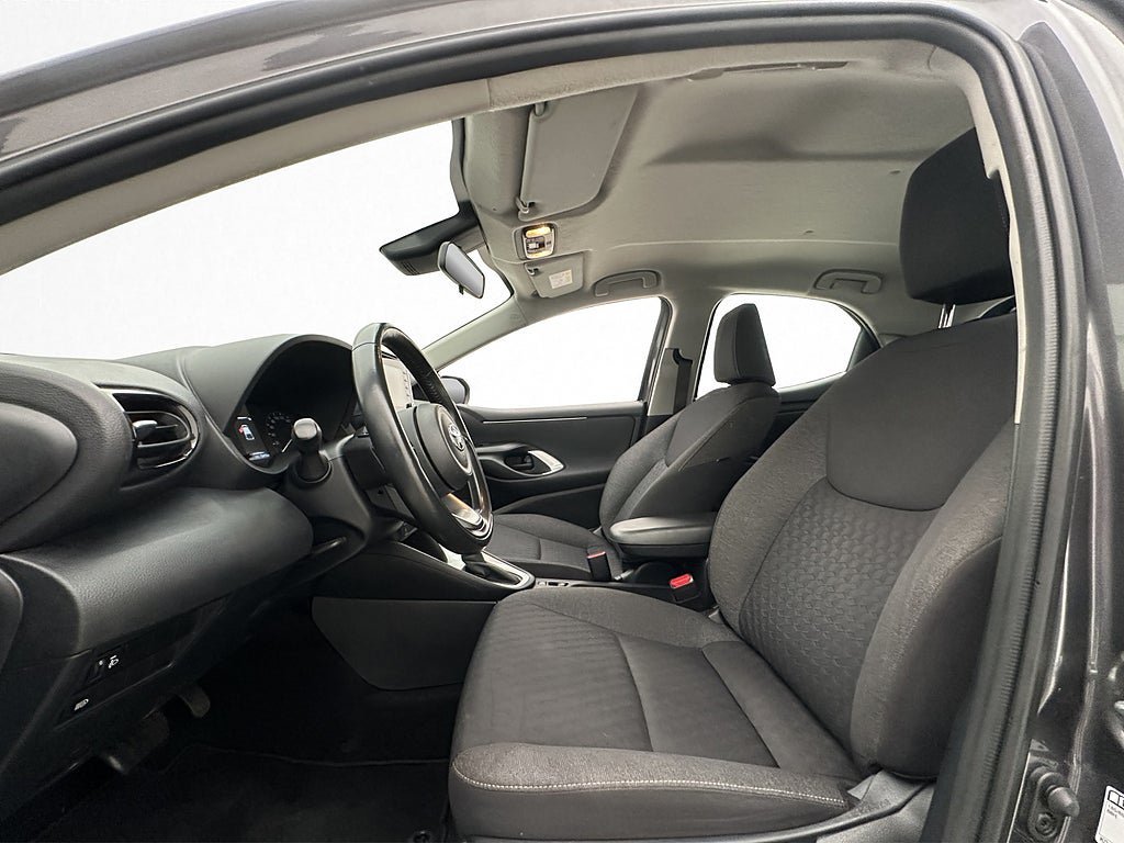 Vehicle Image 11