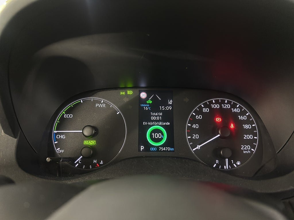 Vehicle Image 15