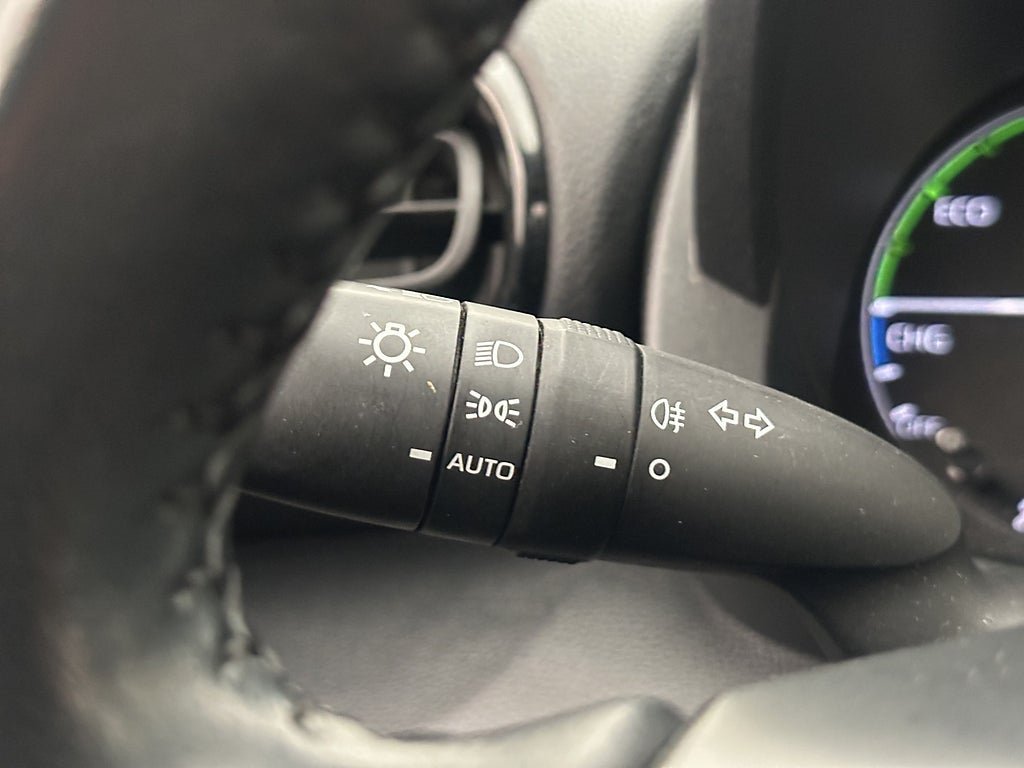 Vehicle Image 17