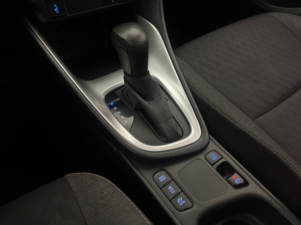 Vehicle Image 21
