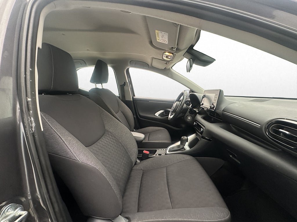 Vehicle Image 23