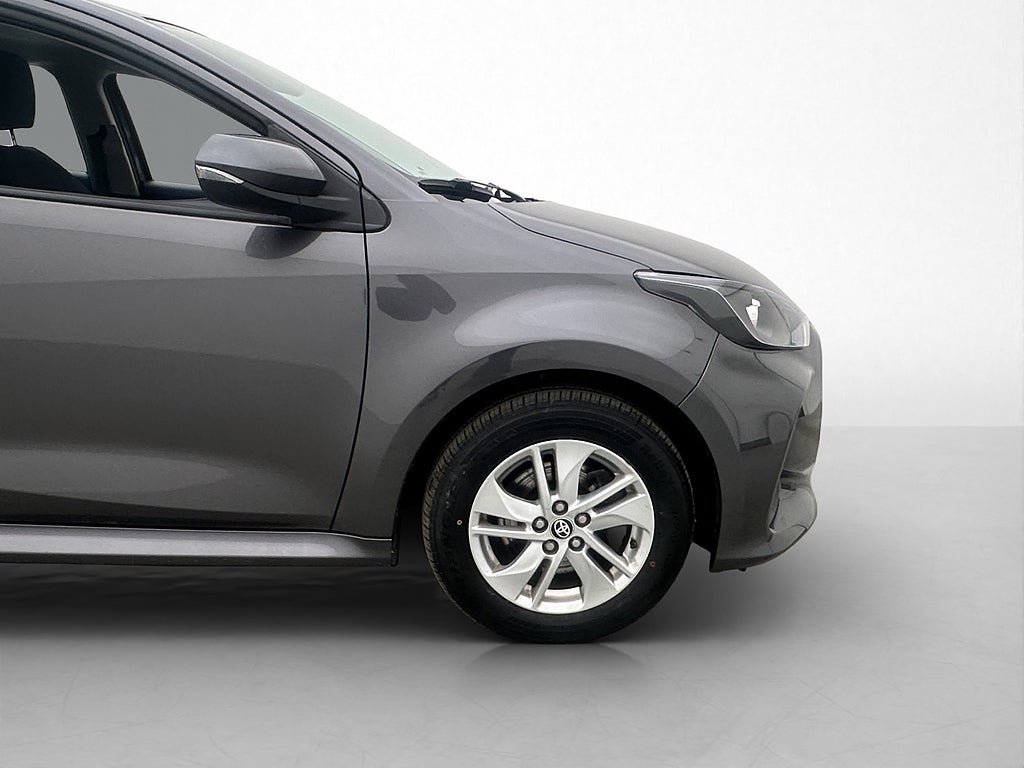Vehicle Image 30