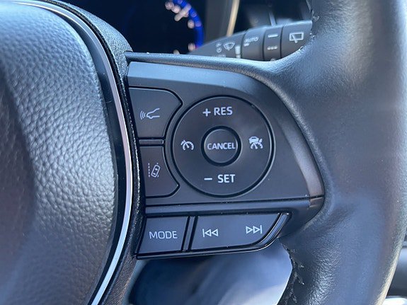 Vehicle Image 28