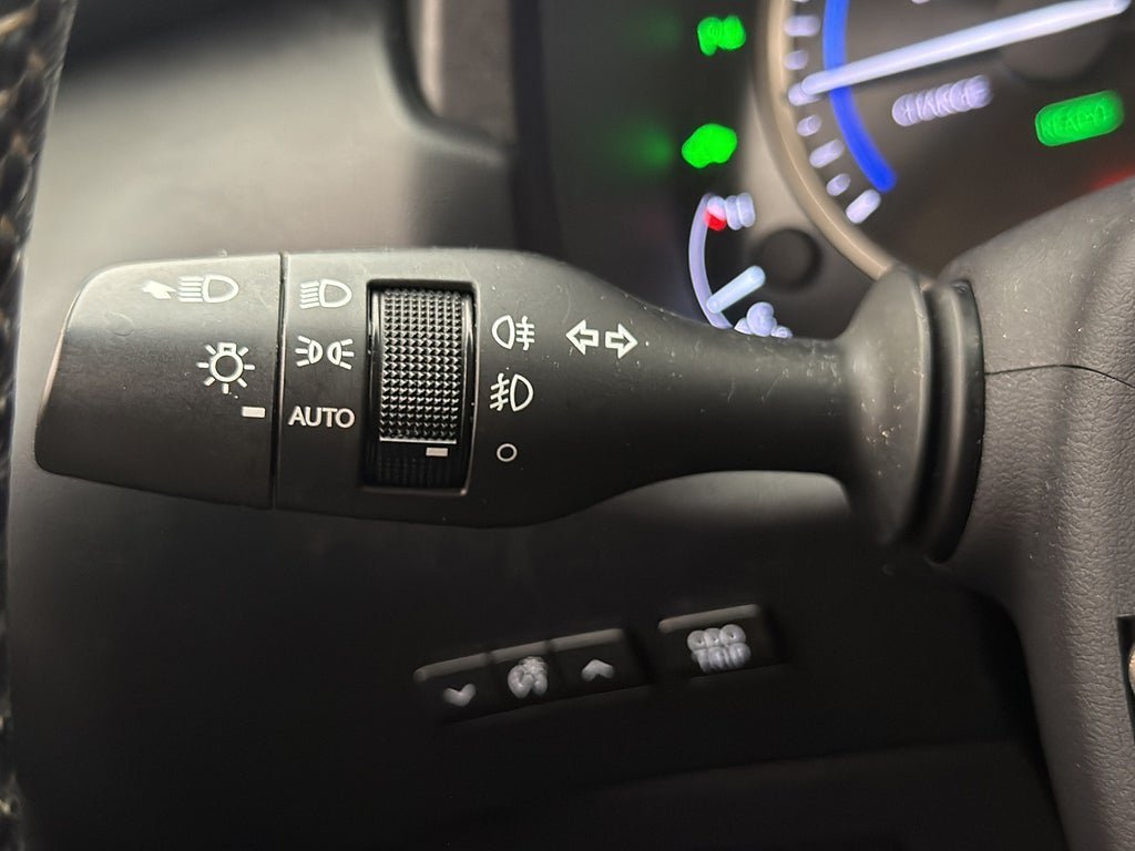 Vehicle Image 27