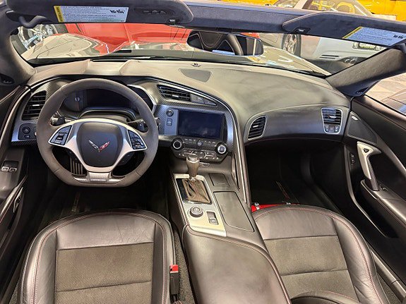 Vehicle Image 17