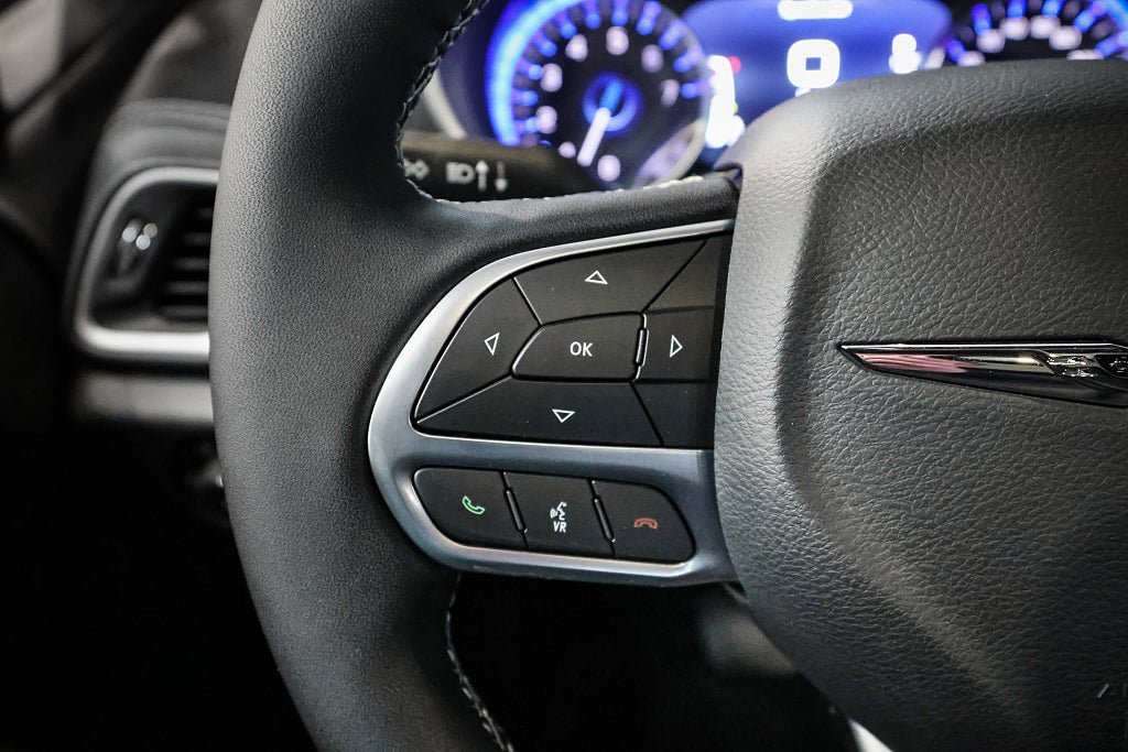 Vehicle Image 35