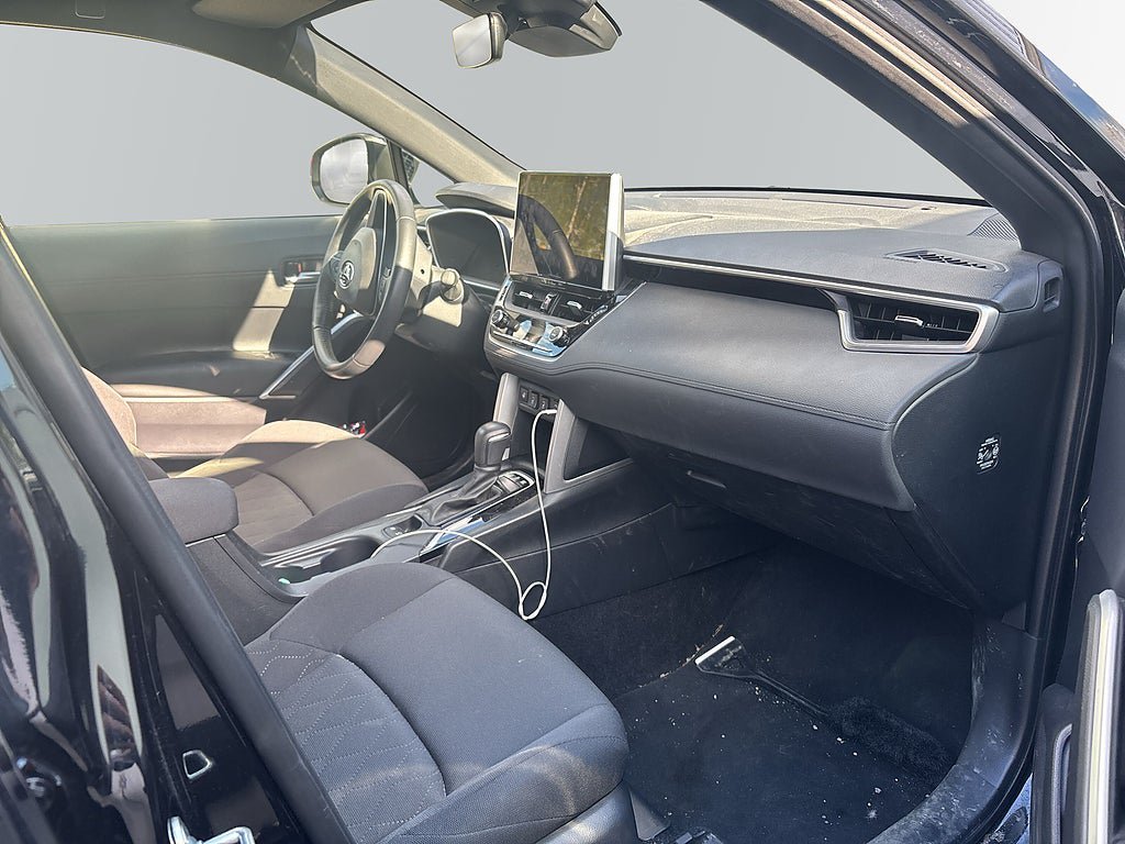 Vehicle Image 6
