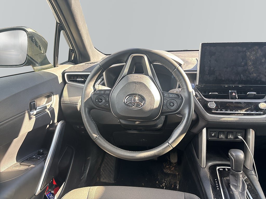 Vehicle Image 9