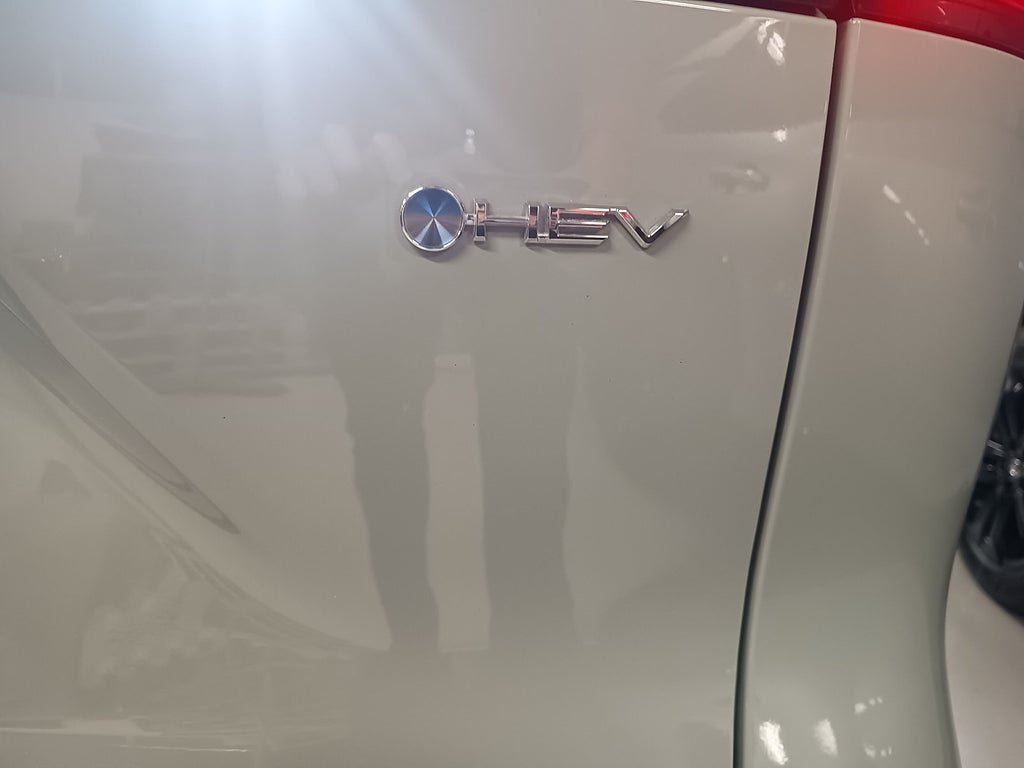 Vehicle Image 13