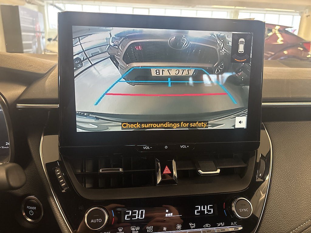 Vehicle Image 16