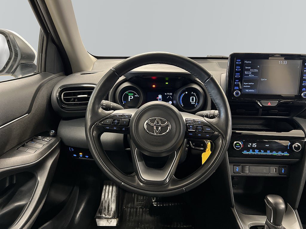 Vehicle Image 9