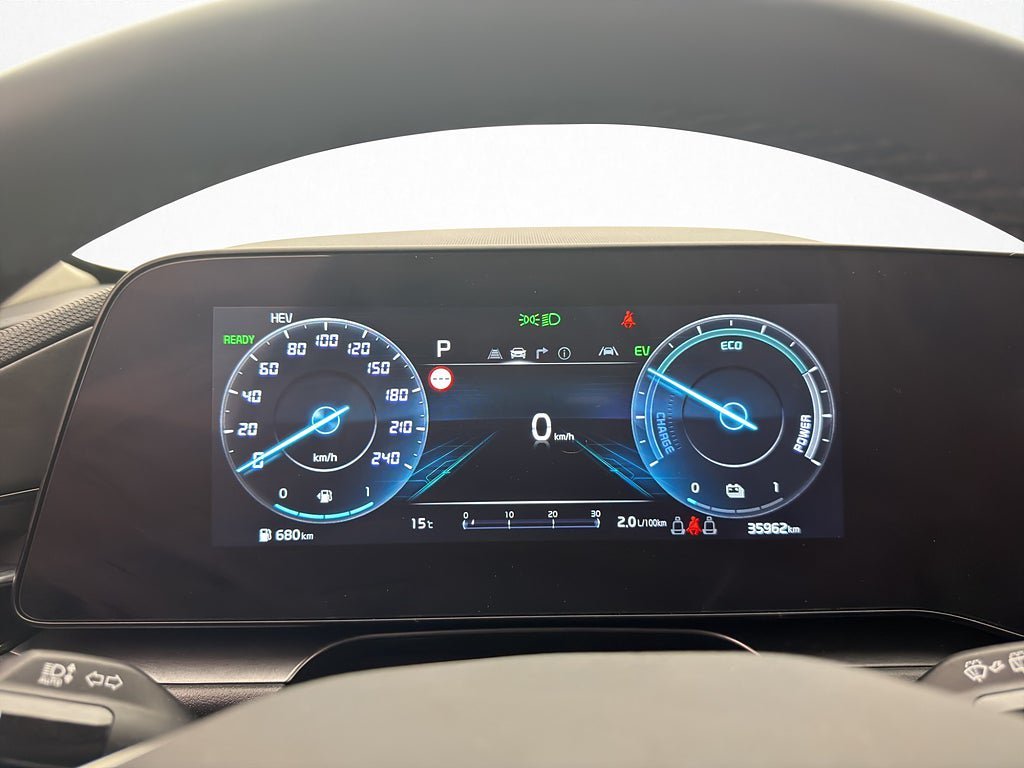 Vehicle Image 13